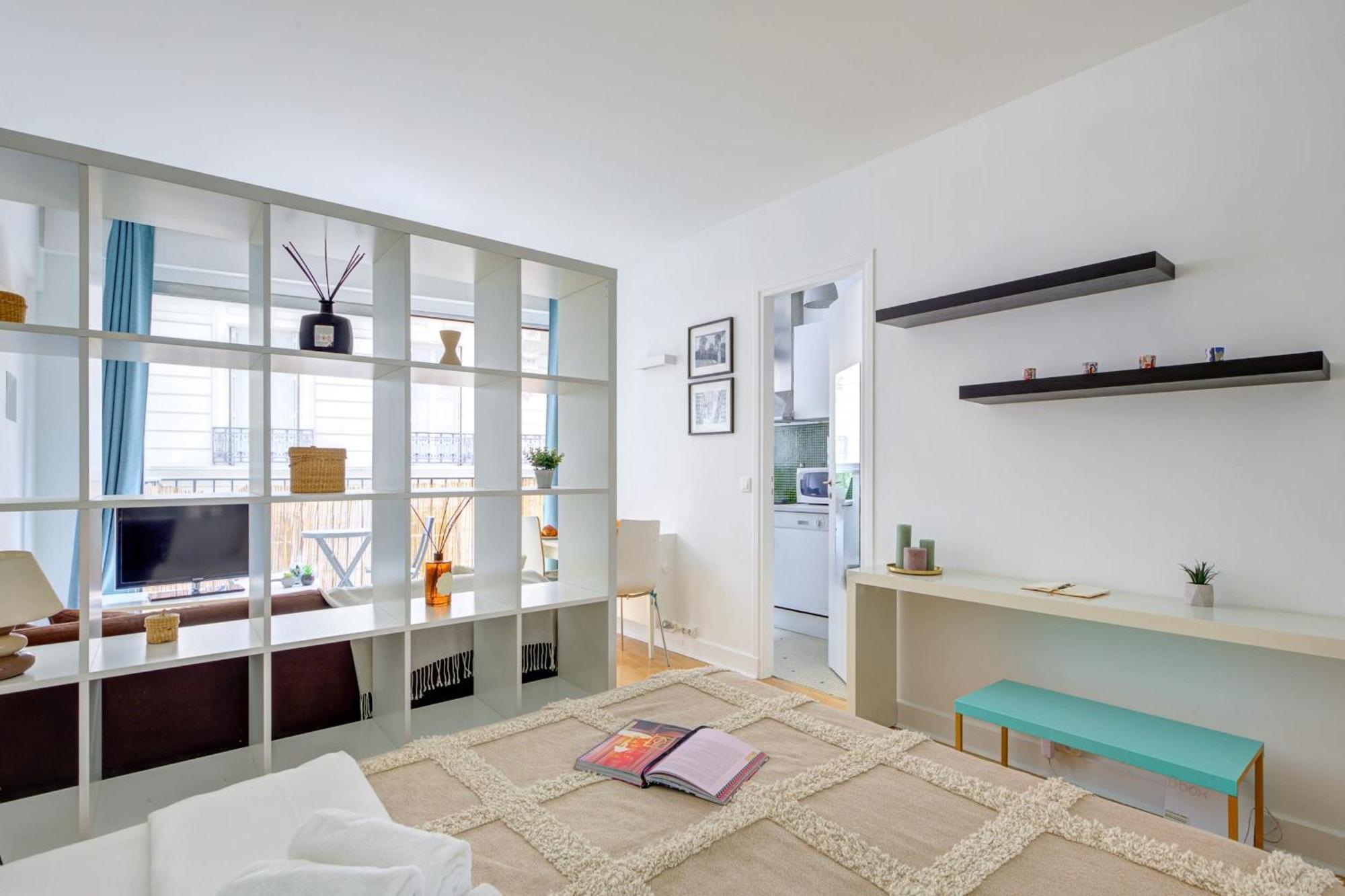 St Germain & Le Bon Marche With Balcony - Cityapartmentstay Parigi Esterno foto