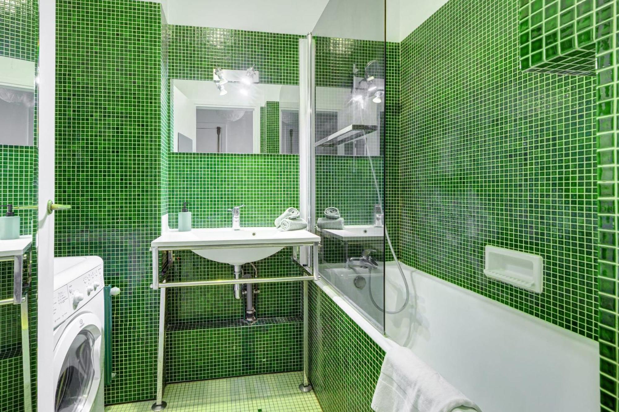 St Germain & Le Bon Marche With Balcony - Cityapartmentstay Parigi Esterno foto