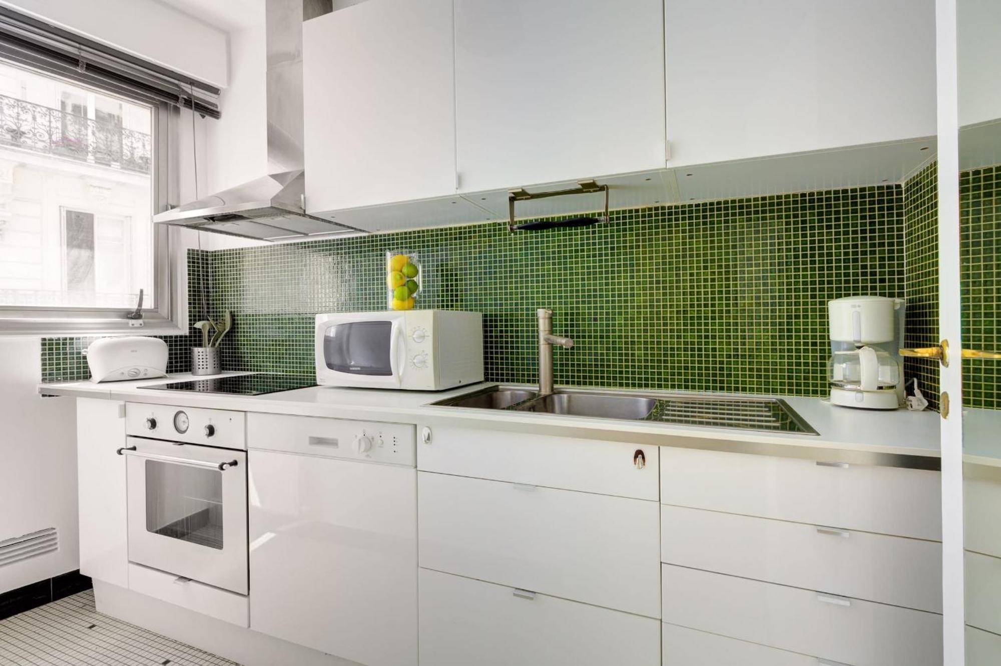 St Germain & Le Bon Marche With Balcony - Cityapartmentstay Parigi Esterno foto